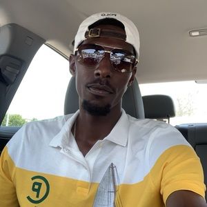 Meet your Posher, Kenneth